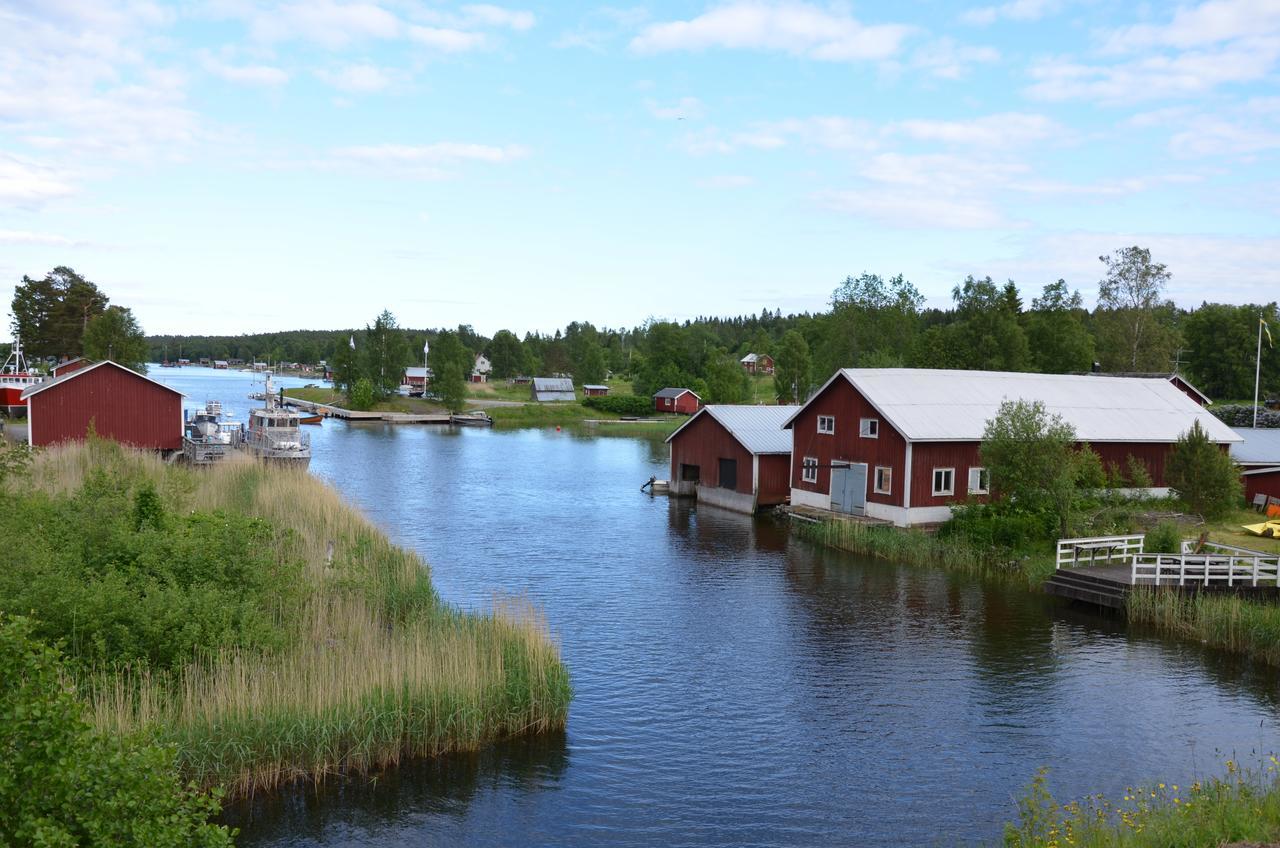 Vardshuset Idyllen Barang Exterior photo
